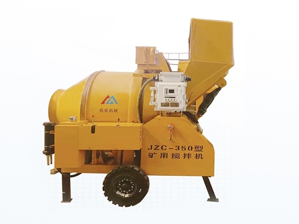 礦用濕噴臺車，礦用混凝土泵，礦用攪拌機(jī)發(fā)貨